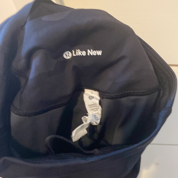 Lululemon Base Pace 17" Heritage 365 Camo Deep Coal Multi - Picture 6 of 10